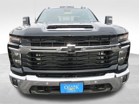 New 2026 Chevrolet Silverado 3500 LT w/ All Star Edition AWD/4WD image 9