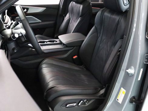 Certified 2026 Acura MDX A-Spec image 2