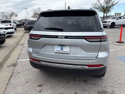 New 2026 Jeep Grand Cherokee Laredo AWD/4WD image 24