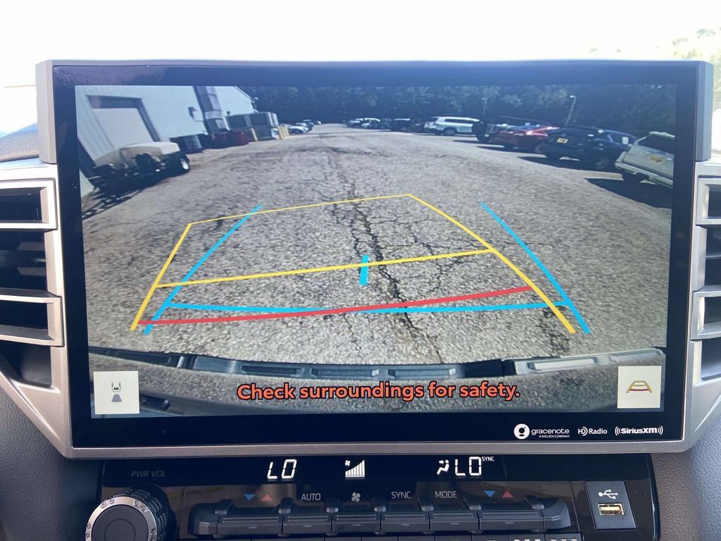 Used 2024 Toyota Tundra Limited w/ Power Package AWD/4WD image 22