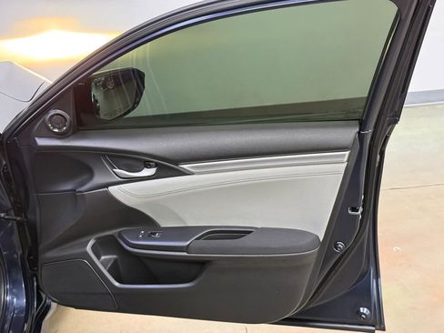 Used 2020 Honda Civic EX image 16