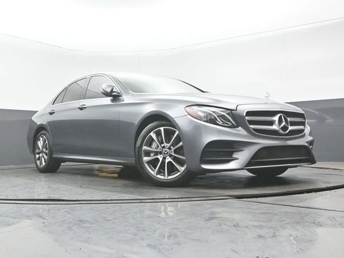 Used 2020 Mercedes-Benz E 450 4MATIC Sedan image 27