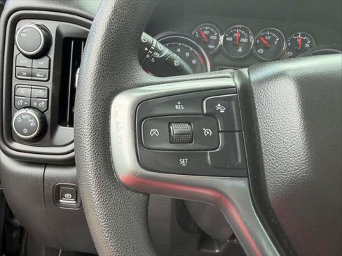 Used 2021 Chevrolet Silverado 1500 Custom w/ Safety Confidence Package AWD/4WD image 23