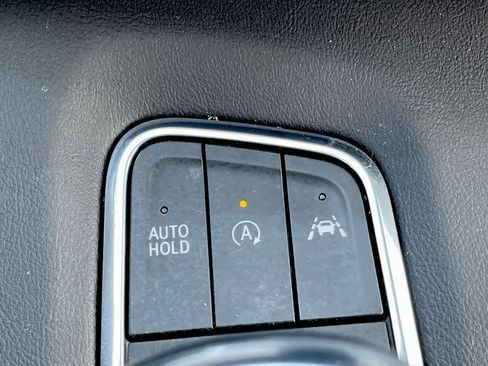 Used 2024 Cadillac Escalade ESV Premium Luxury AWD/4WD image 35
