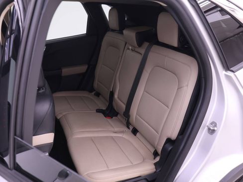 Used 2020 Ford Escape SEL FWD image 10