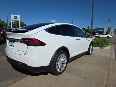 Used 2019 Tesla Model X AWD/4WD image 5