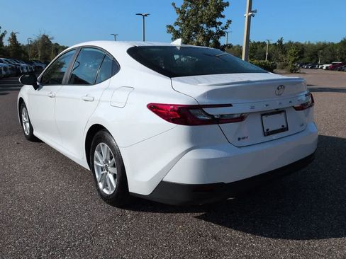 Used 2026 Toyota Camry LE w/ Convenience Package FWD image 4