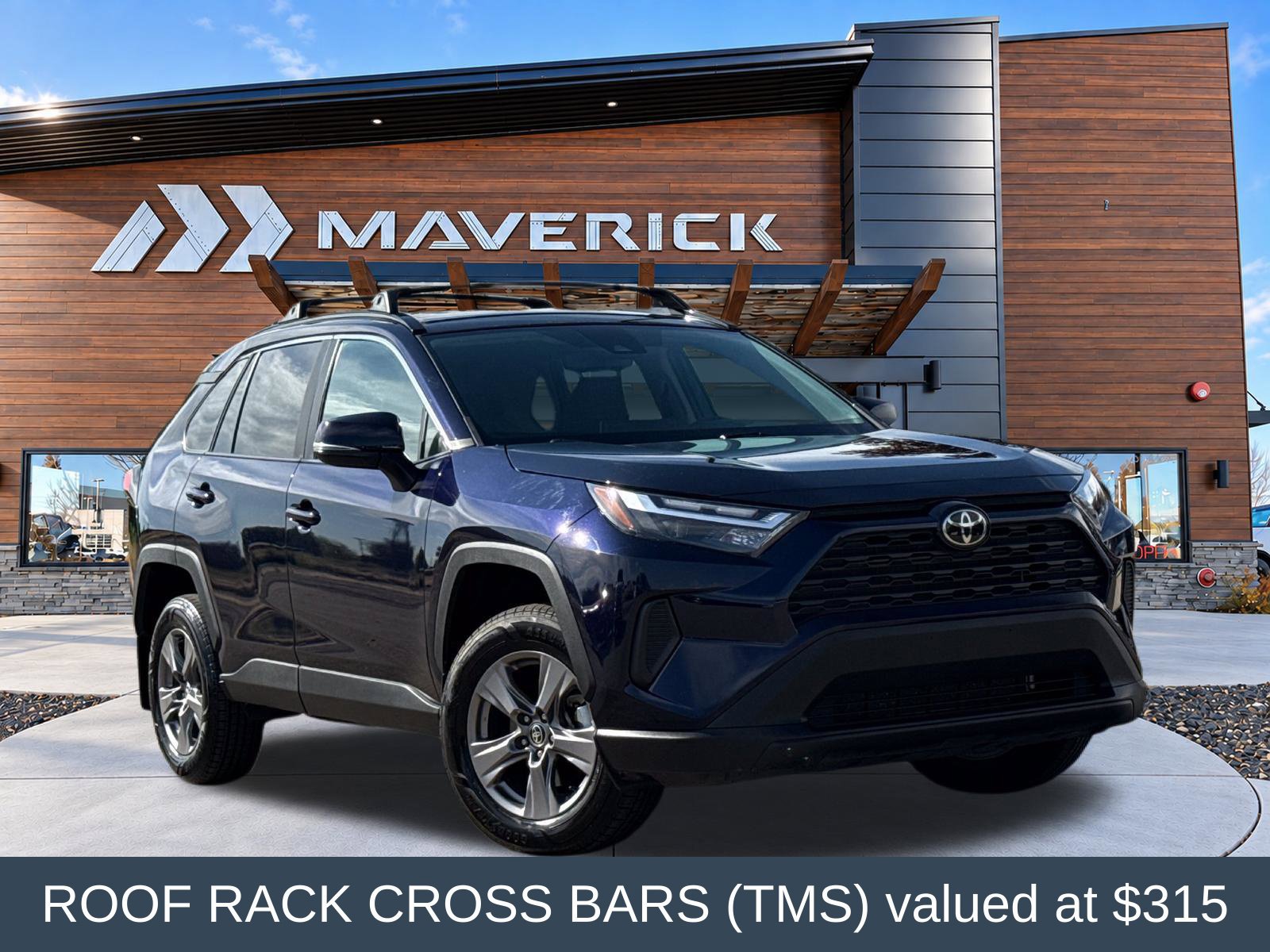 Used 2024 Toyota RAV4 XLE AWD/4WD image 1