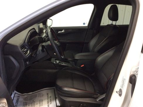 Used 2023 Ford Escape ST-Line Select image 15