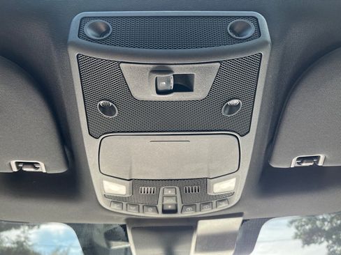 Used 2020 Ford F150 Lariat w/ Equipment Group 502A Luxury image 33