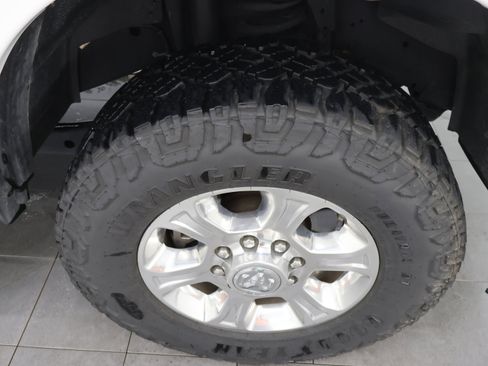 Used 2022 RAM 2500 Big Horn w/ Level A Equipment Group AWD/4WD image 3