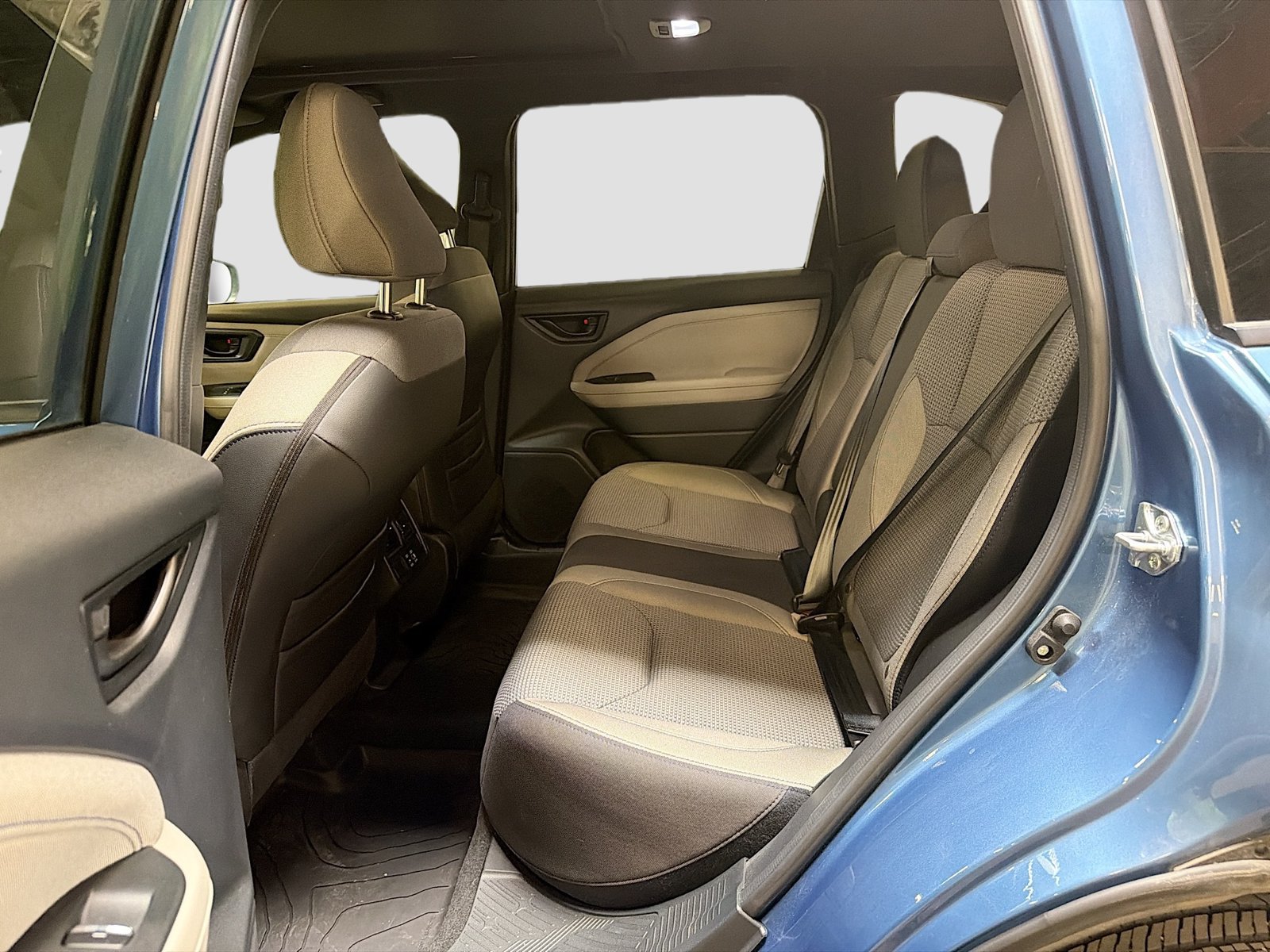 Used 2025 Subaru Forester Premium AWD/4WD image 22