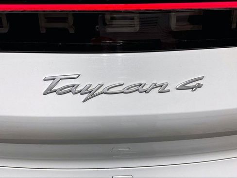 Used 2022 Porsche Taycan 4 Cross Turismo image 37