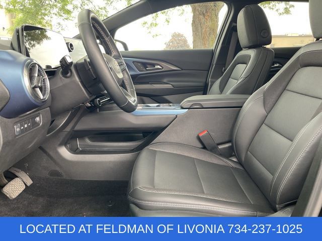 Certified 2024 Chevrolet Equinox EV LT w/ LPO, Trailering Package FWD image 19