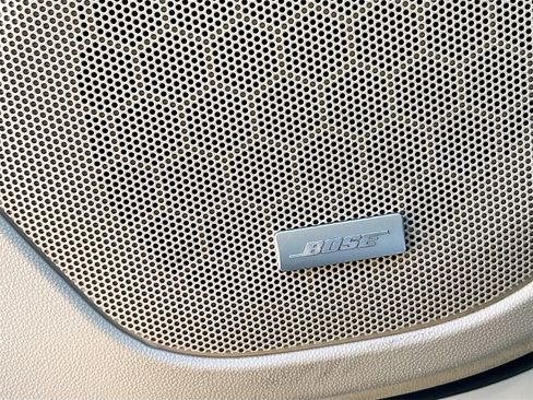 Used 2023 GMC Acadia Denali image 19