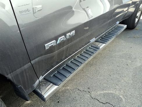 Used 2024 RAM 1500 Big Horn AWD/4WD image 7