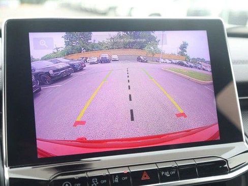 Used 2025 Jeep Compass Trailhawk AWD/4WD image 15