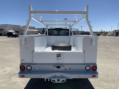 New 2025 Ford F350 XL w/ XL Chrome Package RWD image 32