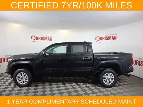 Used 2025 Toyota Tacoma SR w/ SR Upgrade Package AWD/4WD image 4