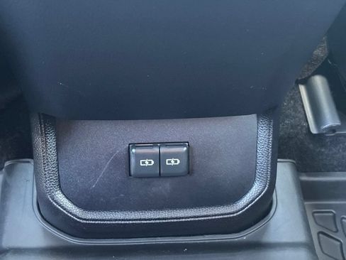 Used 2026 Toyota Highlander XLE AWD/4WD image 41