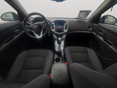 Used 2014 Chevrolet Cruze LT FWD image 9