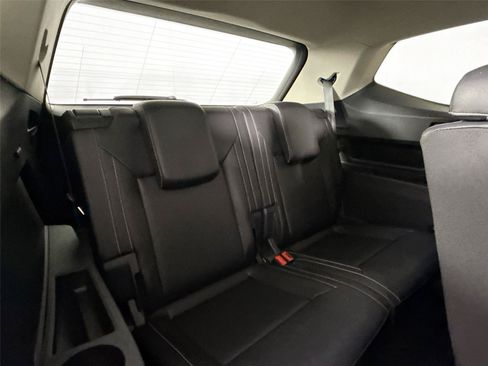 Used 2021 Volkswagen Atlas SE w/ Panoramic Sunroof Package FWD image 38