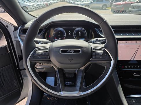 New 2026 Jeep Grand Cherokee Altitude RWD image 16