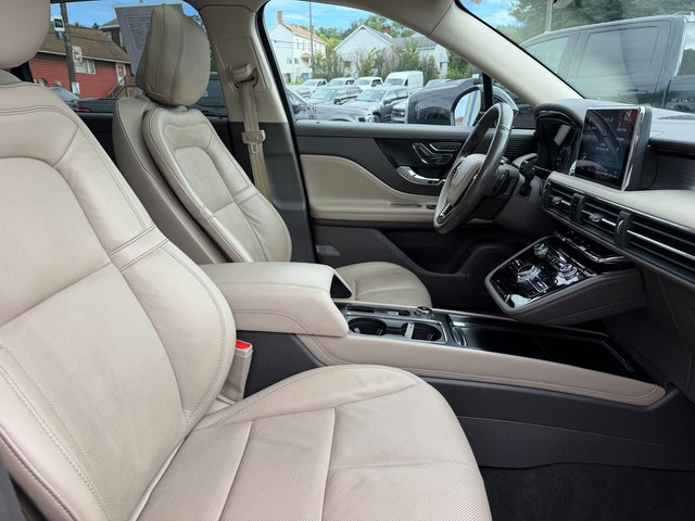 Used 2020 Lincoln Corsair AWD image 8