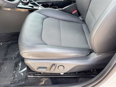 Used 2023 Kia Niro Wind FWD image 19