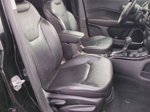 Used 2020 Jeep Compass Limited image 20