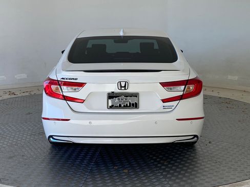 Used 2022 Honda Accord Touring image 9