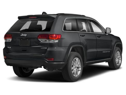 Used 2019 Jeep Grand Cherokee Laredo AWD/4WD image 2