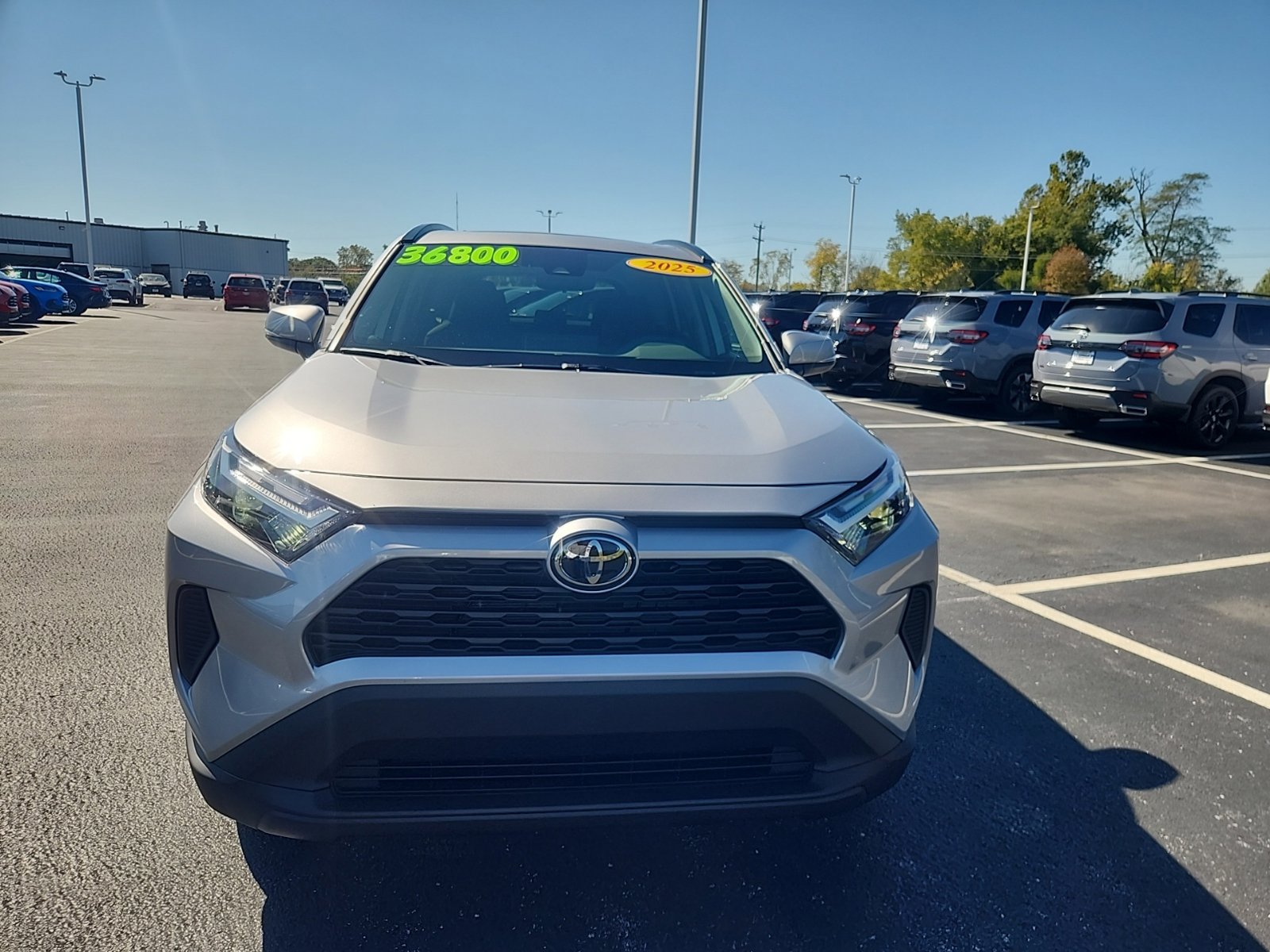 Used 2025 Toyota RAV4 XLE w/ Convenience Package AWD/4WD image 9