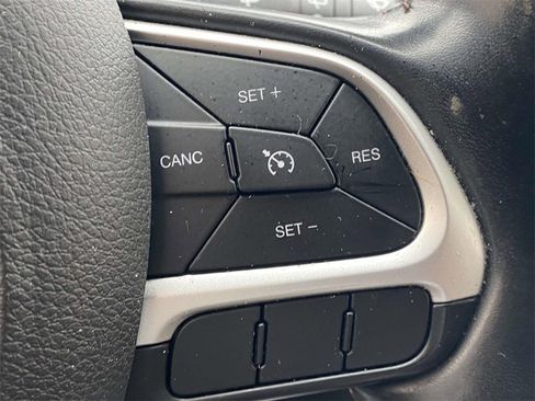 Used 2020 Jeep Compass Trailhawk image 60