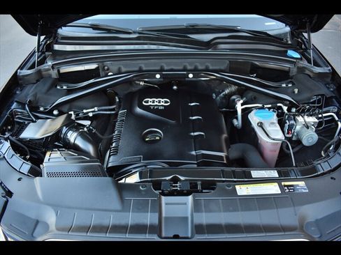 Used 2014 Audi Q5 2.0T Premium Plus image 39