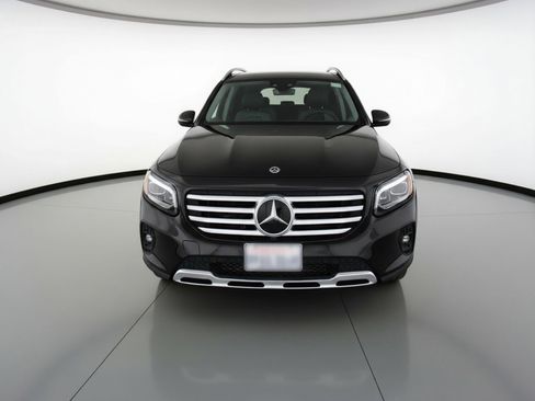Used 2024 Mercedes-Benz GLB 250 GLB 250 image 2