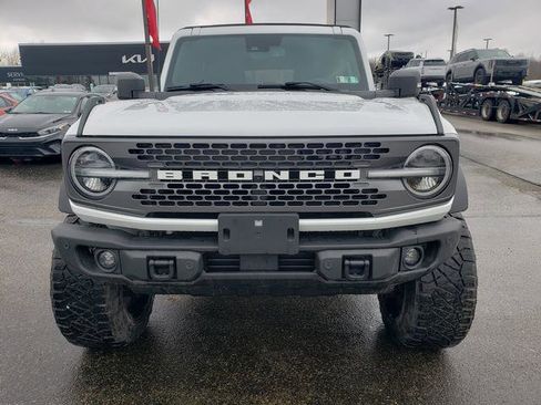 Used 2022 Ford Bronco Badlands image 9