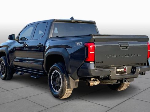 Used 2024 Toyota Tacoma TRD Off-Road image 11
