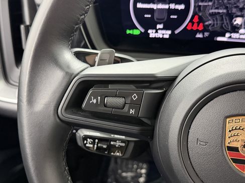 Certified 2024 Porsche Cayenne image 45