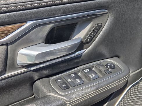 Used 2019 RAM 1500 Laramie image 13