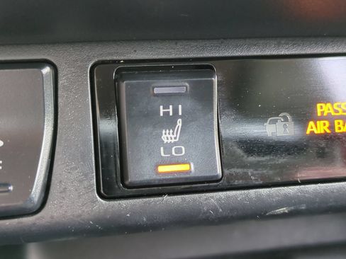 Used 2023 Toyota RAV4 XLE Premium AWD/4WD image 23