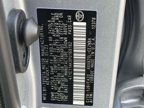 Used 2023 Toyota Camry LE image 19