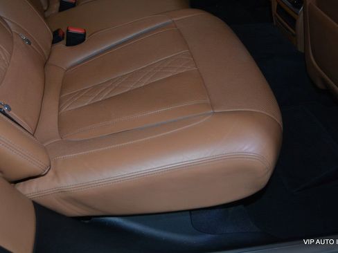 Used 2017 BMW M760i xDrive image 28