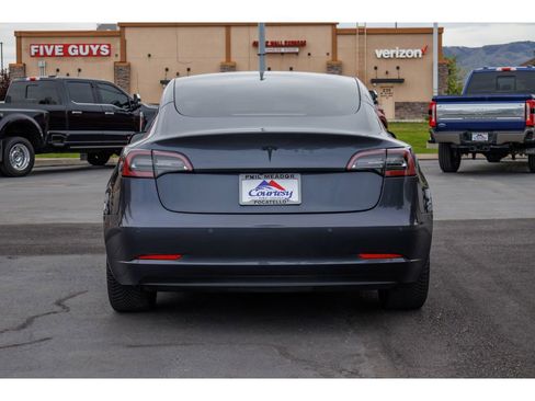 Used 2022 Tesla Model 3 Long Range image 4