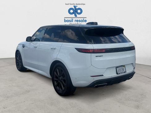 Used 2024 Land Rover Range Rover Sport Dynamic SE AWD/4WD image 8