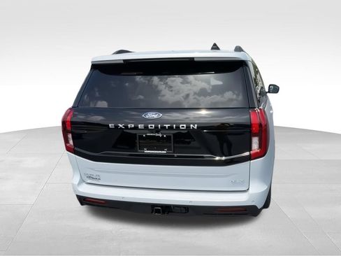 New 2026 Ford Expedition Max Active AWD/4WD image 7