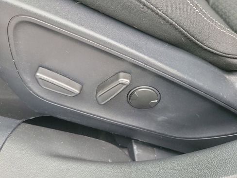 Certified 2024 Ford Escape Active AWD/4WD image 6