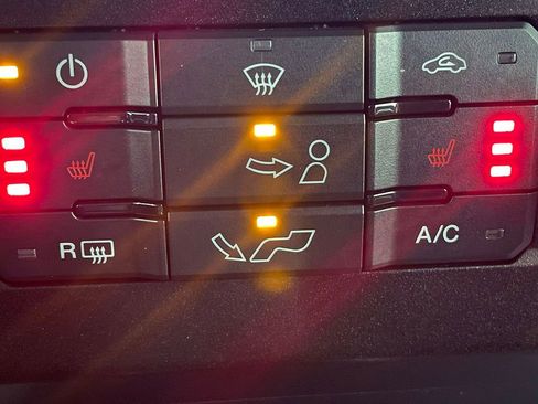 Used 2019 Ford F150 XLT w/ Equipment Group 302A Luxury image 31