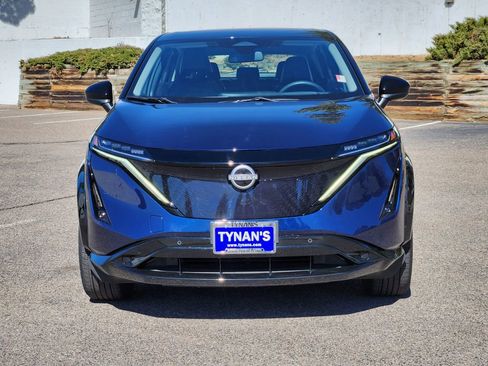 Used 2023 Nissan Ariya AWD image 2