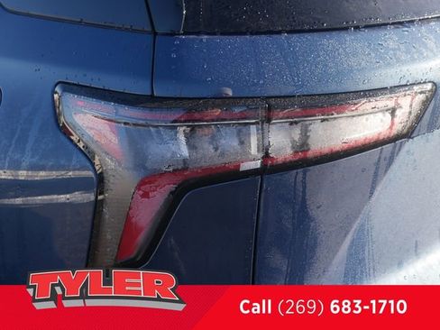 New 2026 Chevrolet Equinox LT w/ Convenience Package II image 13